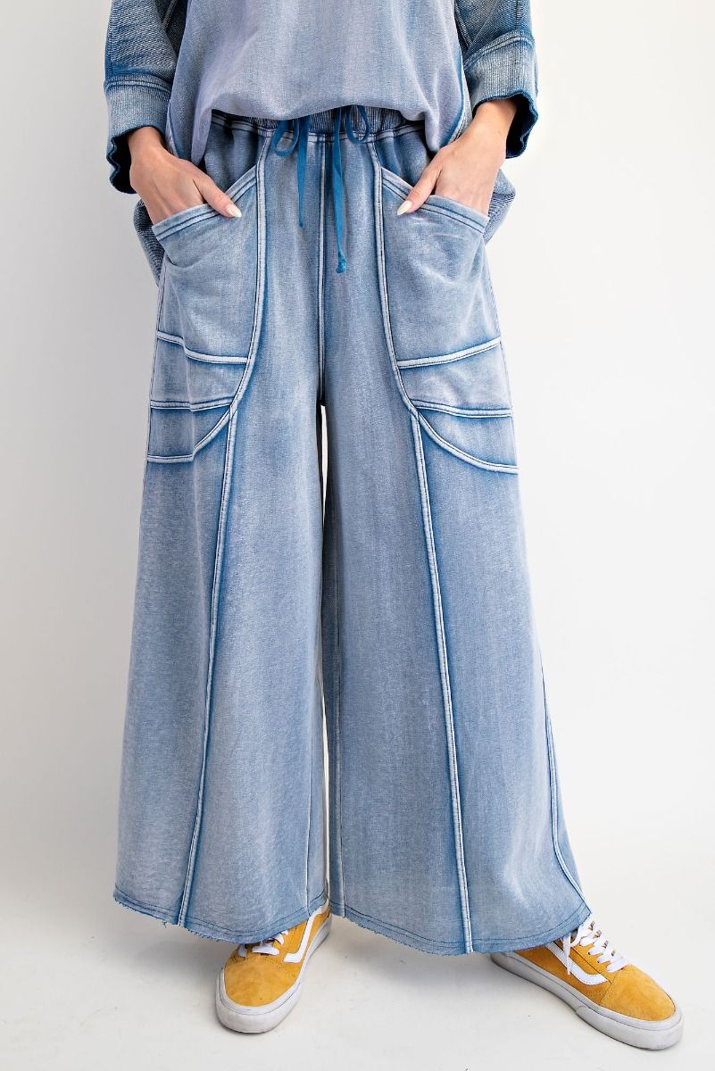 EASEL Harper Essential Wide Leg Pants